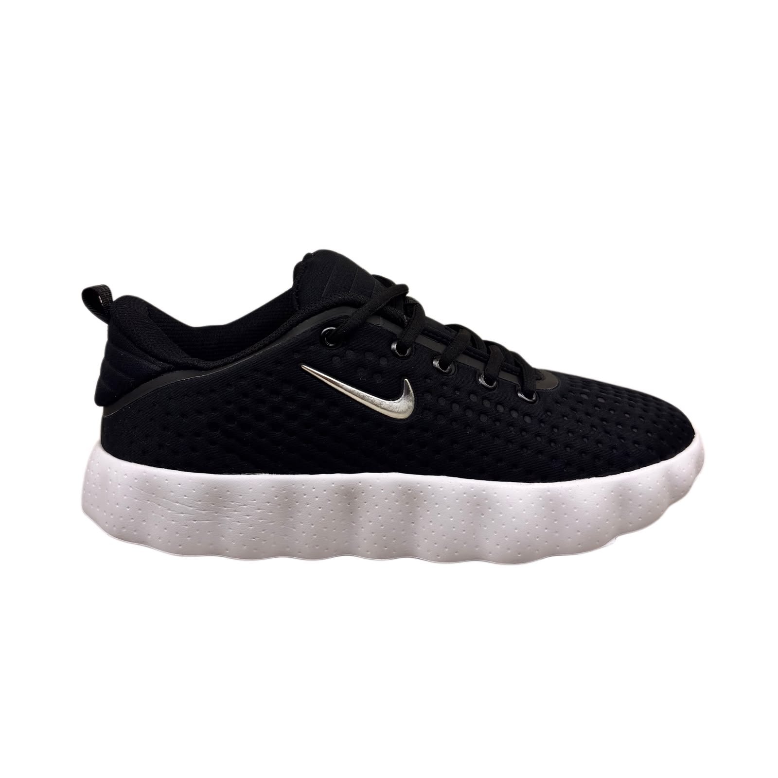 Nike Mind 002
