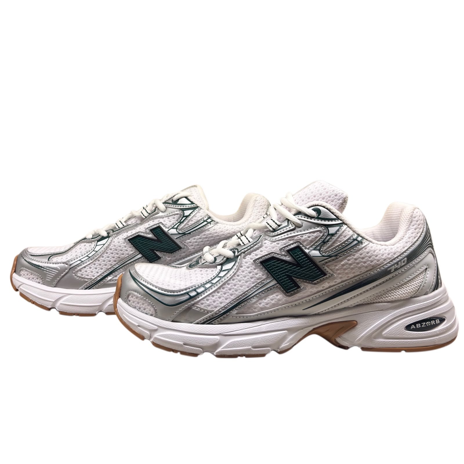 New Balance 740